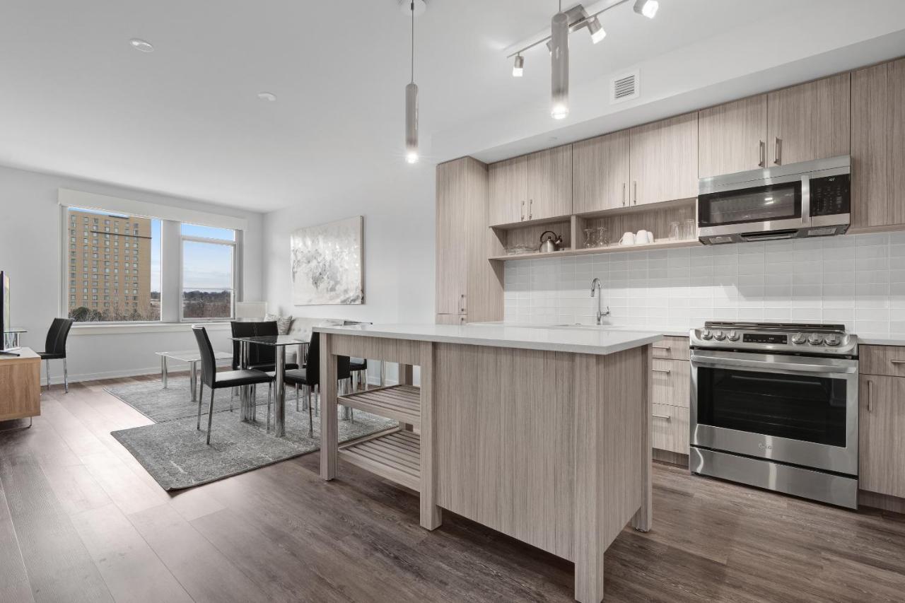 Global Luxury Suites Crystal City Arlington Exteriör bild